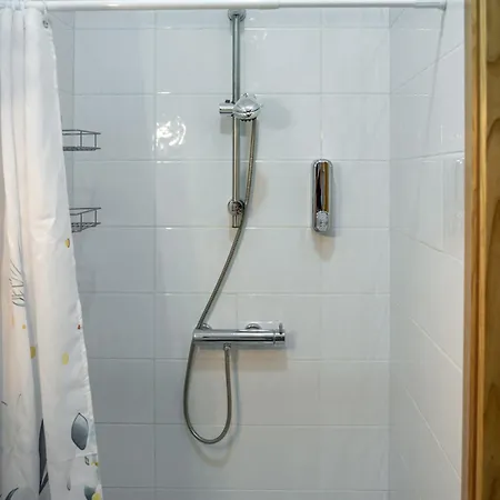 Mansfield Place Apartment *