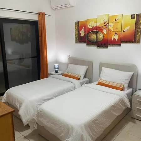 Mansfield Place Apartment *