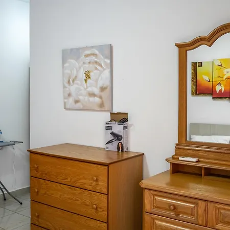 Mansfield Place * Sliema